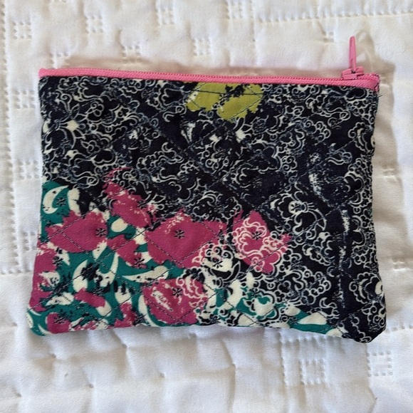 Floral Quilted Pouch Set - Picture 3 of 3